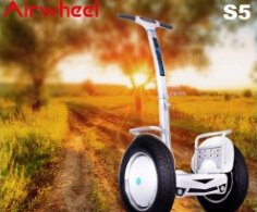 Airwheel S5 scooters inteligentes de dos ruedas son el modelo Airwheel recién publicado, que se presentó como el modelo refinado de Airwheel S3 y S3T.