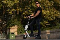  Портативный электрический скутер Airwheel Z3 напоминает вам путешествовать, пока вы молодые