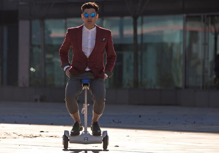 베 르 사체, 에르메스, 까르띠에, 루이비통에 비해 Airwheel 만들 것입니다 당신이 쉽게 캐치 관심.