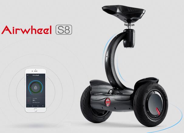 Airwheel S8 سكوتر كهربائية ذاتية التوازن ويبدو أن أكبر من الأخوة-S6، لكنها تحتل مساحة أقل من فلوربوارد استناداً إلى حجم البيانات .