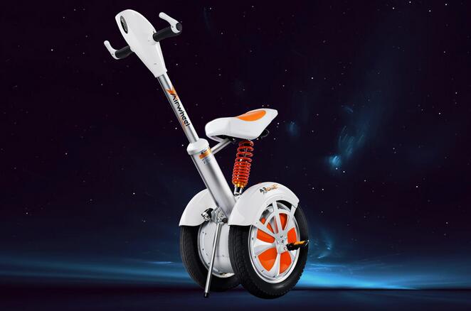 في حين، Airwheel الشجعان في ابتكار وصدر به أول مجهزة بالسرج كهربائية سكوتر A3.